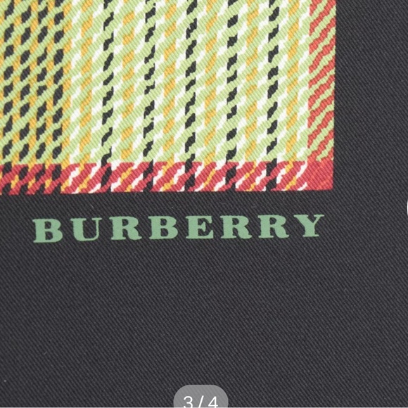 NWT Burberry Green Check Silk Scarf with Black Border - Picture 3 of 4